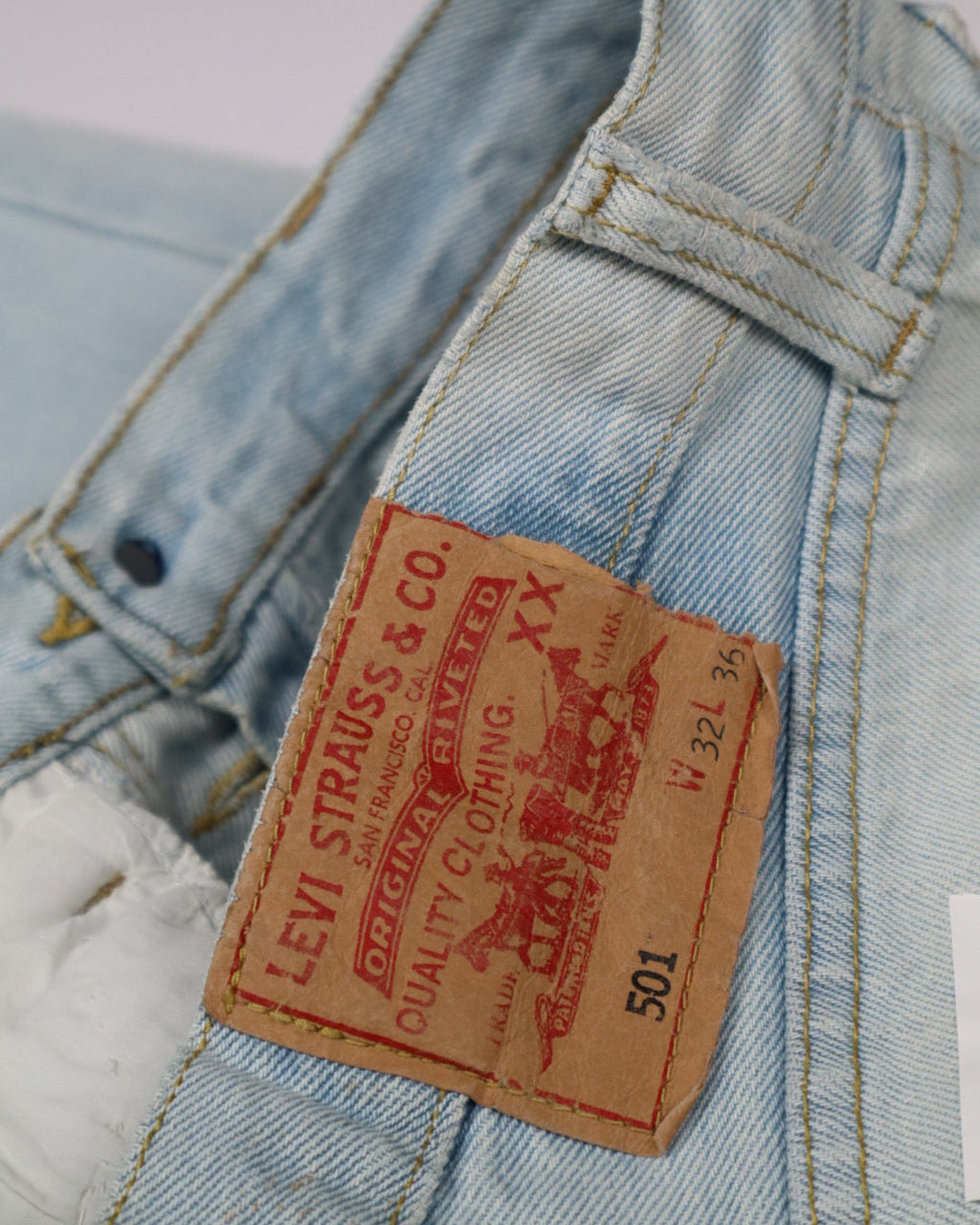 Jean Levi's 501 bleu clair patine