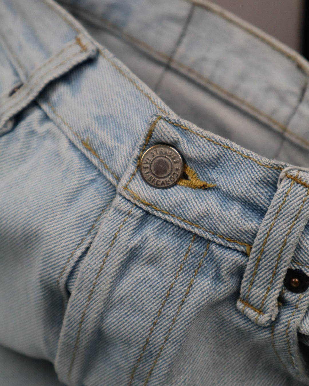 Jean Levi's 501 bleu clair patine