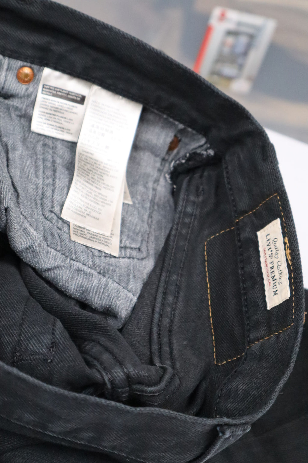 Jean Levi's 501 noir